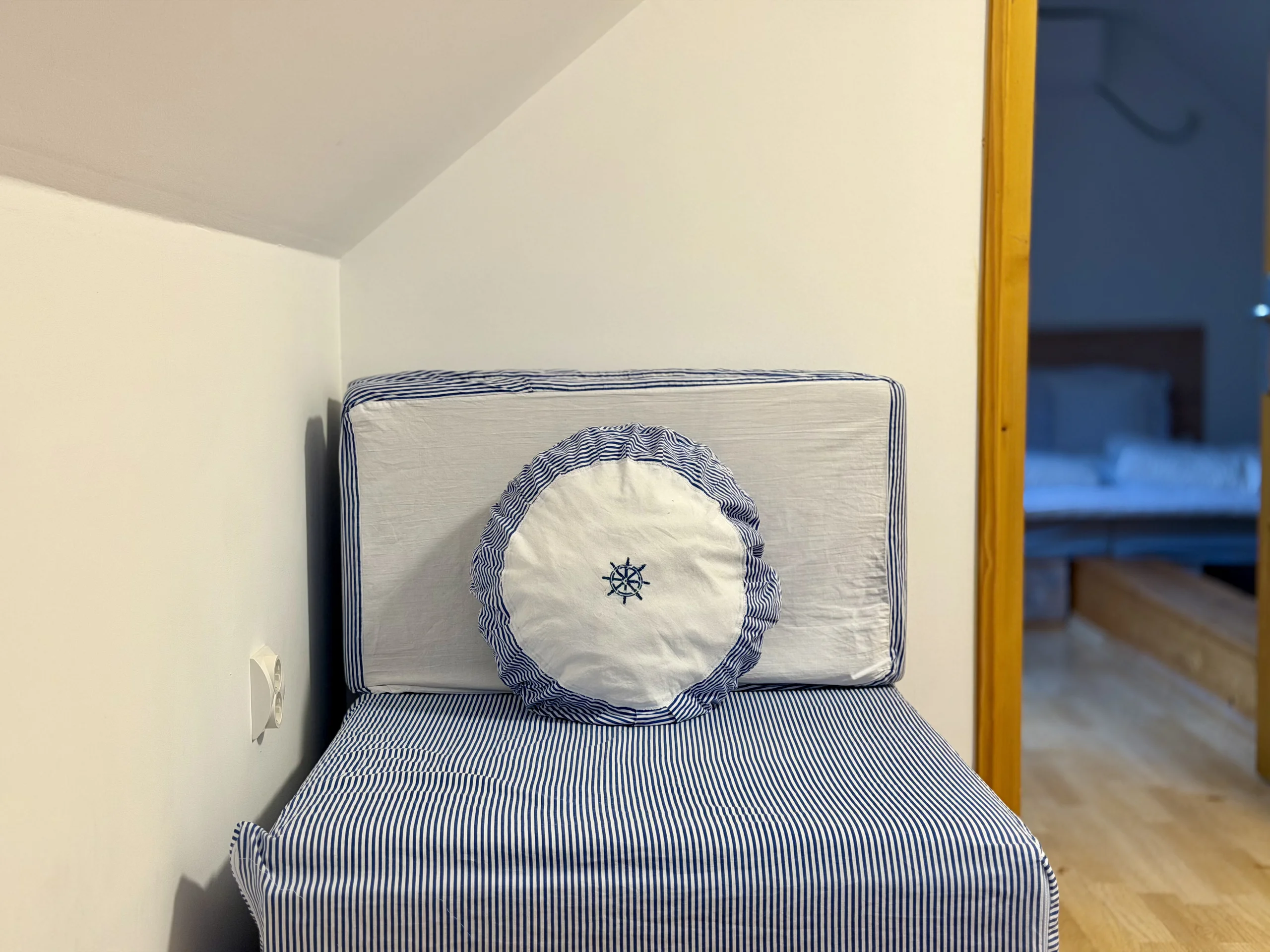 Pótágyak az emeleti galérián